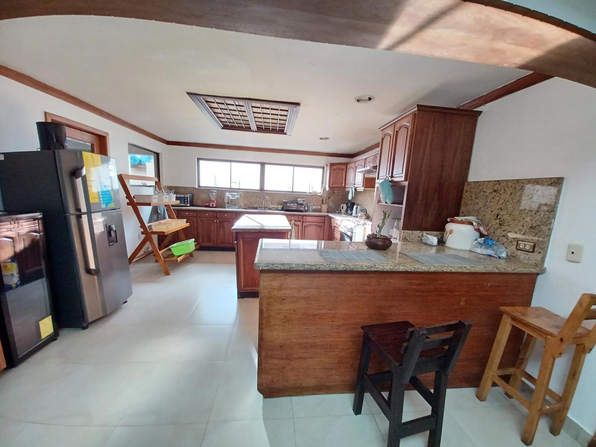 Hostal Mochiliers Bed And Breakfast Cuenca Exterior foto